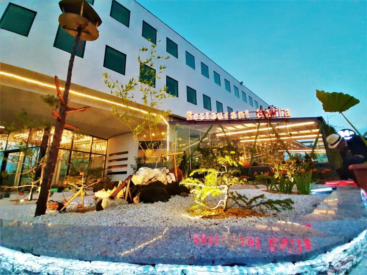 Best Western Hotel Galla Sllatine e Madhe Kültér fotó