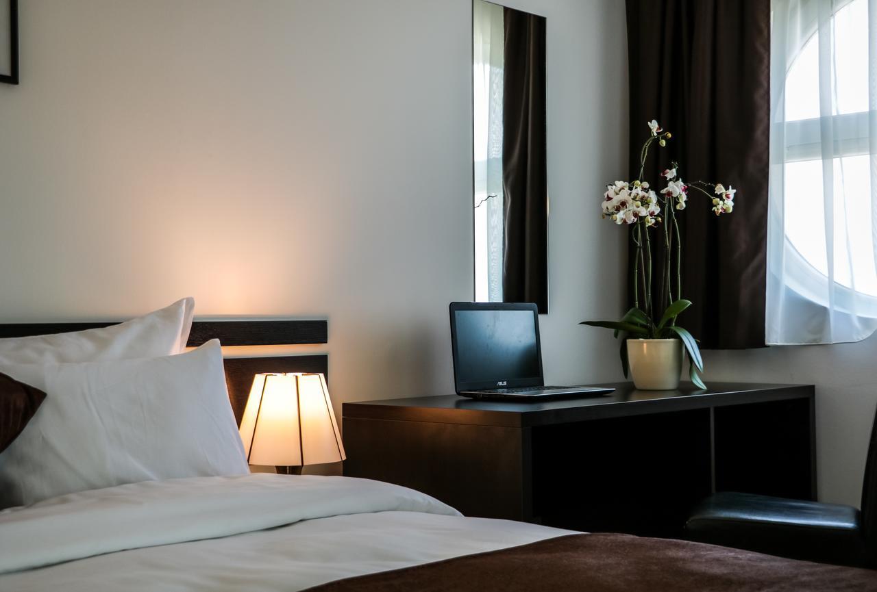 Best Western Hotel Galla Sllatine e Madhe Kültér fotó